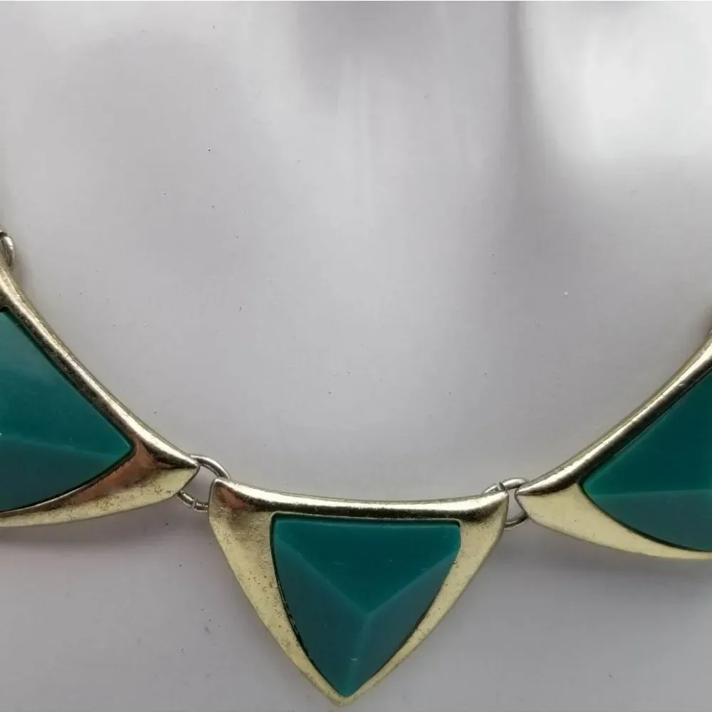 Nights like these statement necklace‎